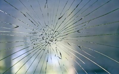 5 Ways to Fix Cracked Windows in Your Home